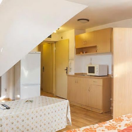 Stay Nexus Near Airport София Екстериор снимка