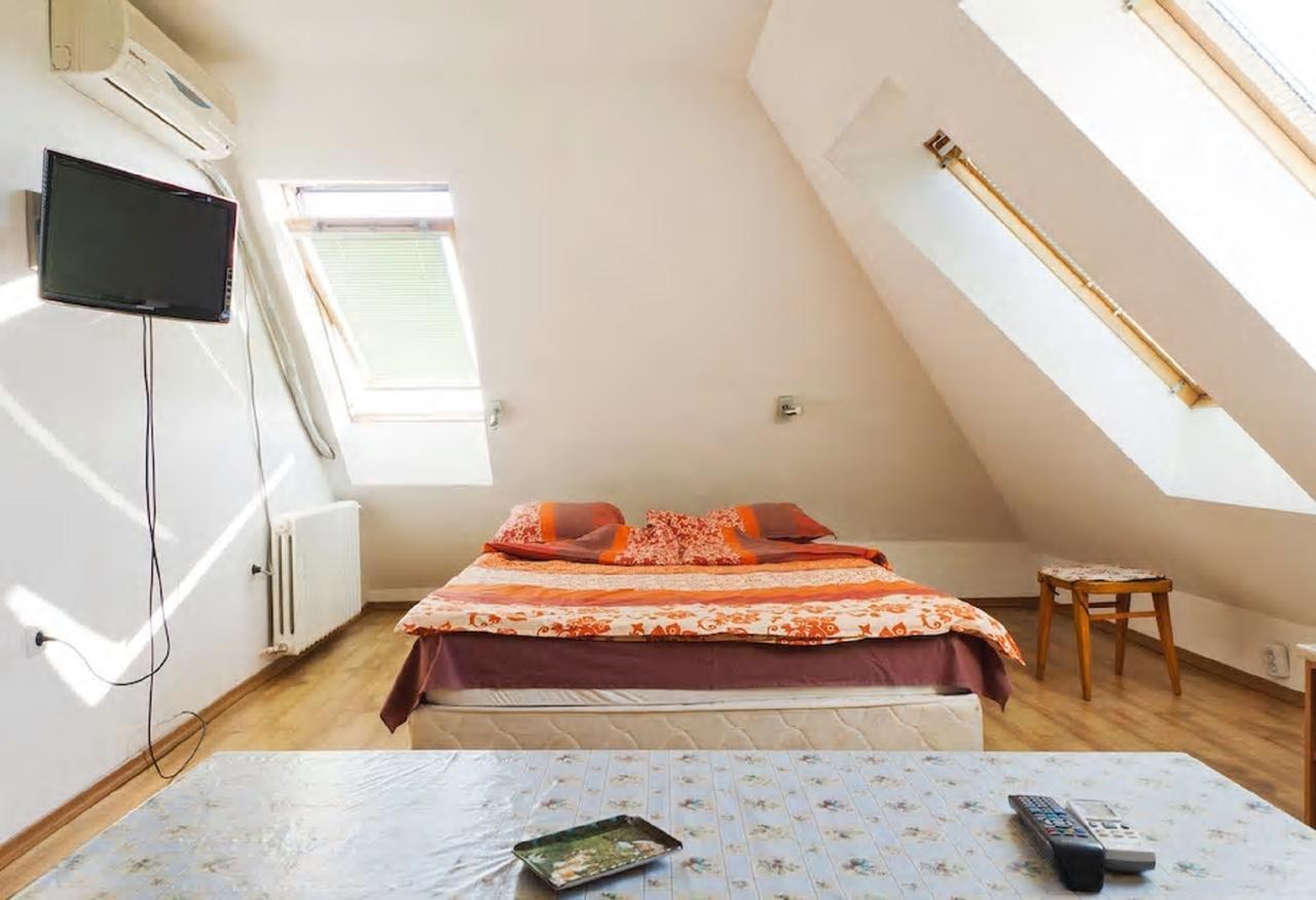 Stay Nexus Near Airport София Екстериор снимка