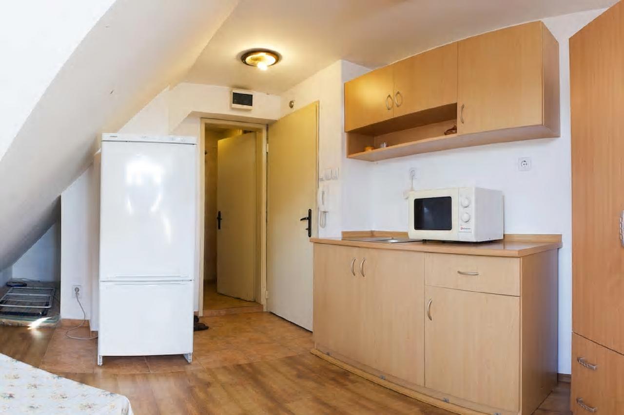 Stay Nexus Near Airport София Екстериор снимка