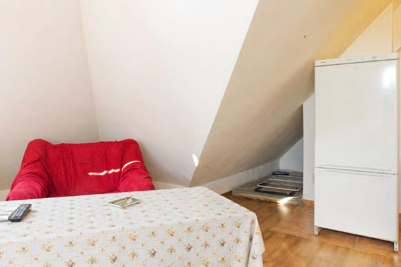 Stay Nexus Near Airport София Екстериор снимка
